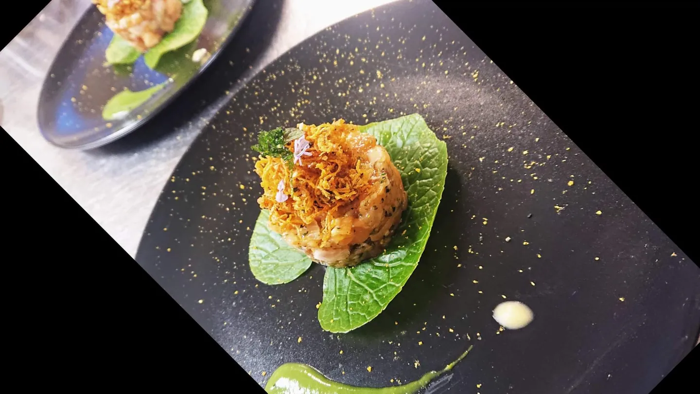 Assiette créative du restaurant Ikiru